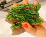 A picture of step 3 of Spinach and Matcha Pancakes.