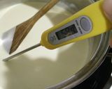 Hình bước làm 2 của món Mascarpone home made