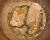 A picture of step 3 of Creamy garlic chicken breasts.