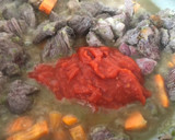 Foto del paso 5 de la receta: Ternera en salsa con guisantes y zanahoria