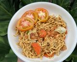 Foto langkah ke 5 dari resep Mi goreng kampung.