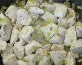 Foto del paso 2 de la receta Pechuga de pollo con nata y champiñones