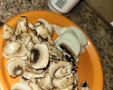 Foto del paso 2 de la receta: Pollo en Crema de Champiñones 🍄‍🟫 (Hongos)