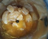 લીલી હળદર અને આદુ નો જ્યુસ (Lili Haldar Ginger Juice Recipe In Gujarati) રેસીપી સ્ટેપ2ફોટો