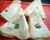 A picture of step 4 of Rumali roti.