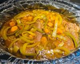 A picture of step 2 of Crockpot Chuck Roast Soup.