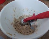 A picture of step 2 of Salmon Patties.