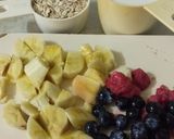 A picture of step 1 of Banana oatmeal smoothie.