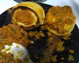 A picture of step 4 of Masala pav.