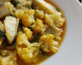 Foto del paso 10 de la receta: Guiso de bacalao y coliflor con patatas y espinacas