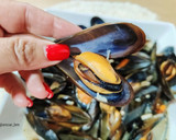 Foto del paso 4 de la receta: Mejillones a la provenza