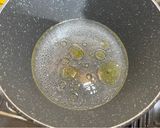 Foto del passaggio 1 della ricetta Medaglioni di polenta ai funghi 🍄🇺🇦☮️🏳️‍🌈🙏🇹🇷🇸🇾