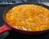 Foto del paso 4 de la receta: Arroz con pollo en sartén de hierro Skillet
