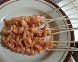 Foto langkah ke 4 dari resep Sate Jamur Pedas Manis.