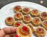 Foto langkah ke 5 dari resep Thumbprint Almond Pulp Cookies with Lime Marmalade.