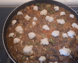 Foto del paso 9 de la receta: Arroz con presa ibérica, verduras de otoño y bosque de bimi