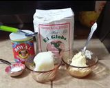 A picture of step 1 of Pirata-Style Flour Gorditas.