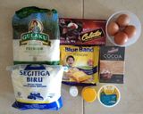 Foto langkah ke 1 dari resep Brownies kukus nikmat dan mudah.