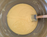 Foto del paso 4 de la receta: Torta invertida de manzanas y peras