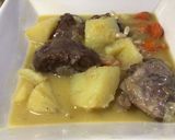 Foto del paso 2 de la receta Carrilleras de cerdo en Cocotte con cebolla caramelizada