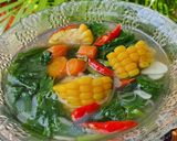 Foto langkah ke 3 dari resep Sayur Bayam Bening Jagung Manis & Wortel.