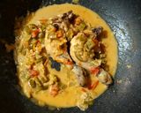 Foto langkah ke 4 dari resep Tasty Stewed Chicken.