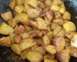 A picture of step 2 of Chilke wale aloo.