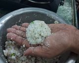 A picture of step 2 of Sabudana cutlets (wade).