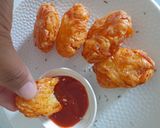 Foto langkah ke 4 dari resep Crispy Cheesy Hash browns.