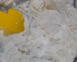 Foto langkah ke 4 dari resep Es Krim Buah Naga Simple.