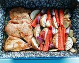 Csirkemell almával és zöldségekkel recept fázis 2 fotója