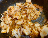 Foto del paso 1 de la receta: Fideuá con sepia, mejillones, berberechos y gambones