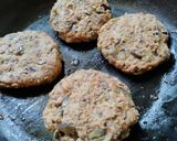 Foto del paso 4 de la receta: Patties de frijoles y berenjena veganas😜🍔🥪