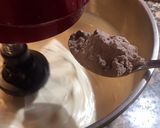 Foto del paso 7 de la receta Tarta de chocolate rellena de crema de queso con dulce de leche