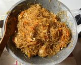 Foto langkah ke 4 dari resep Bihun Ayam Kecap.