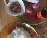 Foto langkah ke 1 dari resep Nasi Goreng Bumbu Iris (Dengan Ikan Asin).