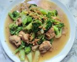 Foto langkah ke 6 dari resep Cah Ayam Brokoli.