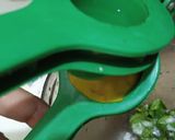 A picture of step 2 of Mint margrita.