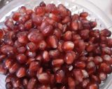 A picture of step 1 of Pomegranate spritzer alcohol free.