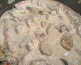 Foto del paso 4 de la receta: Pollo con Nata y champiñones
