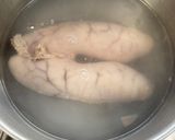 A picture of step 2 of Spaghetti hake roe (huevas de merluza espaguetis).