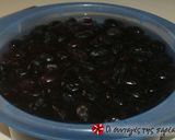 A picture of step 2 of Haraktes Kalamata Olives.
