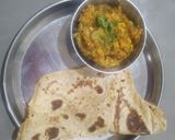 A picture of step 6 of Moong dal and galka(sponge gourd) nu shaak.