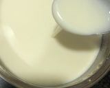 Hình bước làm 2 của món Sữa chua nhà làm 😋