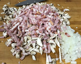 Foto del paso 2 de la receta: Risotto de setas y bacon