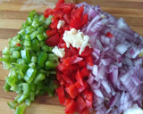 Foto del paso 1 de la receta: Pimientos rellenos de pollo con un toque de comino