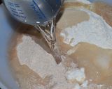 Foto del paso 1 de la receta: Bollo de harina integral