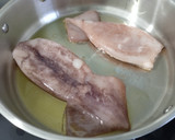 Foto del paso 3 de la receta: Calamar relleno en su propia salsa