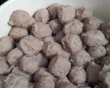Foto langkah ke 4 dari resep Bakso homemade simple.