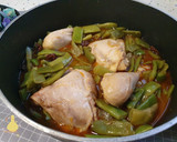Foto del paso 12 de la receta: Pollo a la cerveza con judías verdes